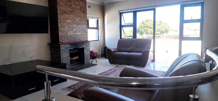 To Let 2 Bedroom Property for Rent in Newfields Western Cape